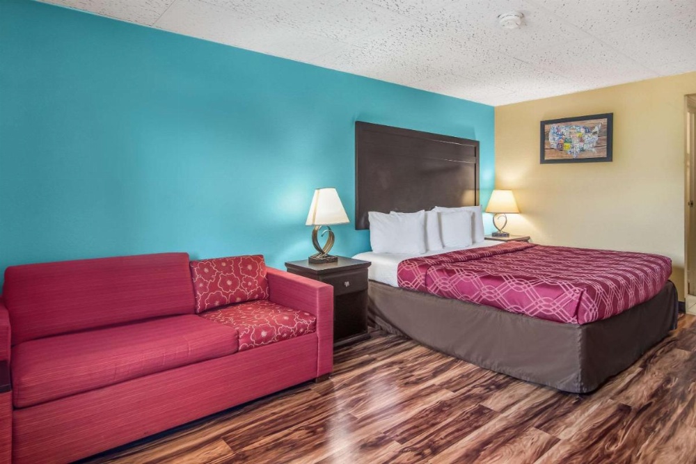 Econo Lodge Bradford Image 12